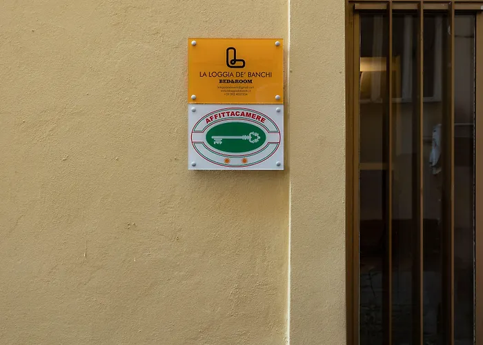 Konukevi La Loggia De' Banchi 4*